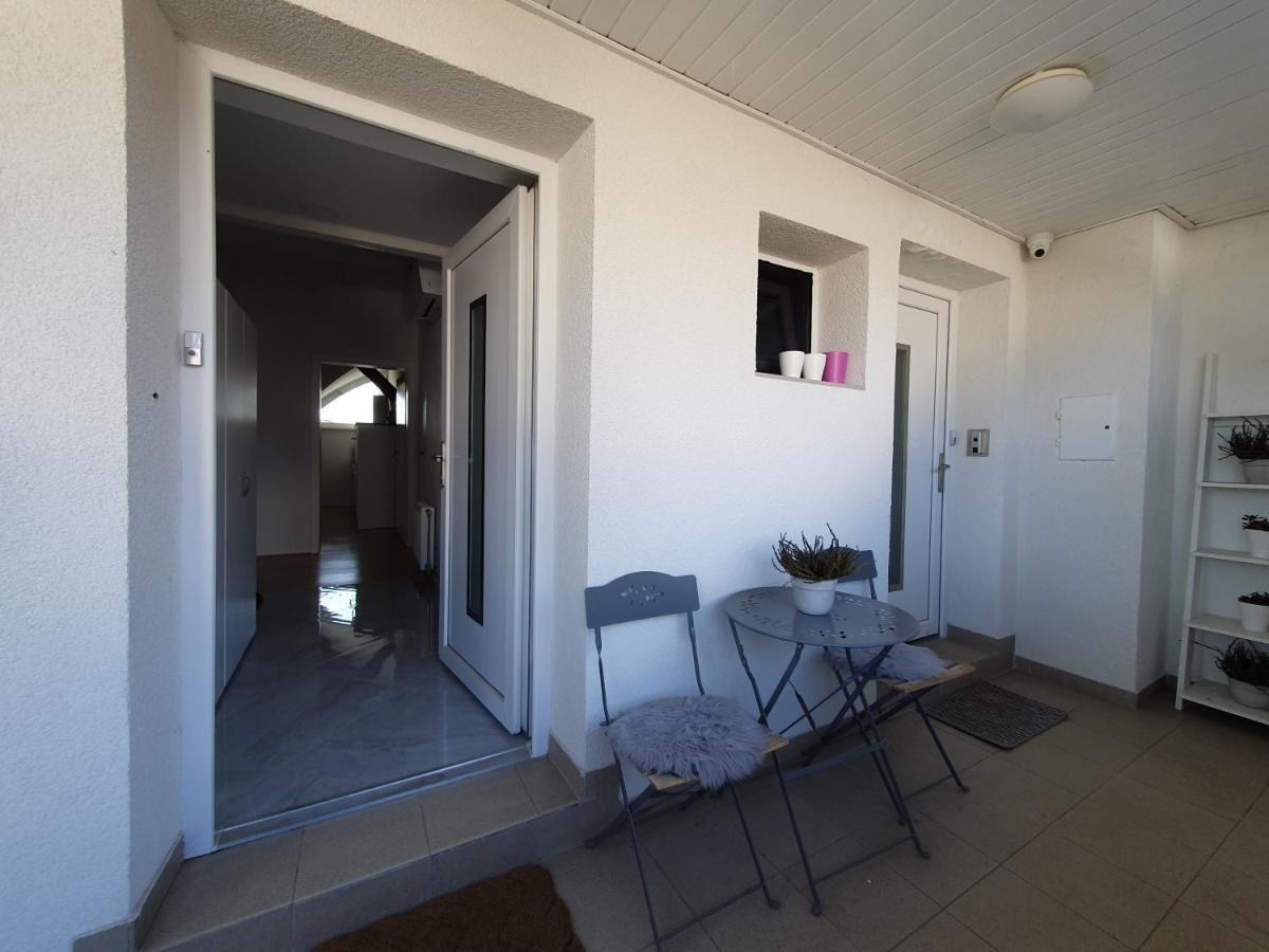 Charming Apartment Mila In Privat House With Free Parking Ljubljana Extérieur photo