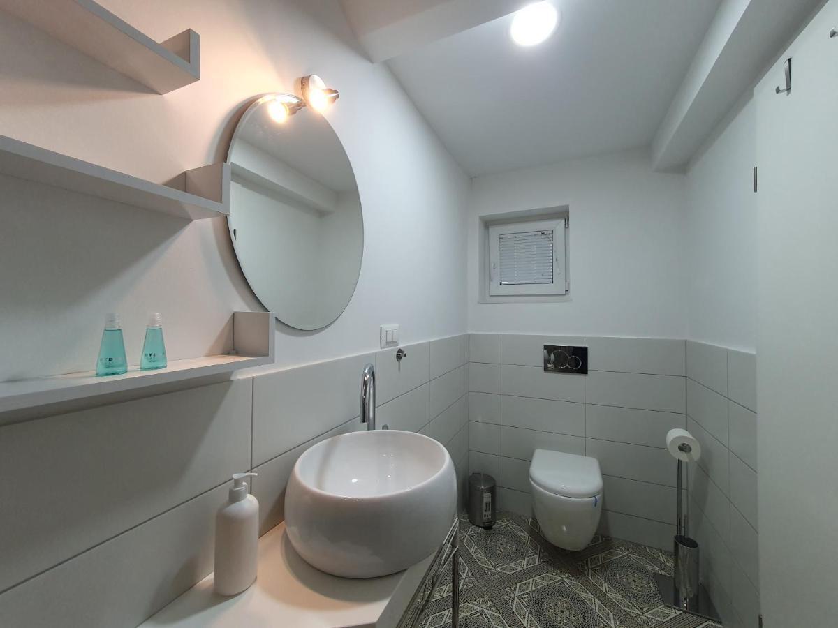 Charming Apartment Mila In Privat House With Free Parking Ljubljana Extérieur photo